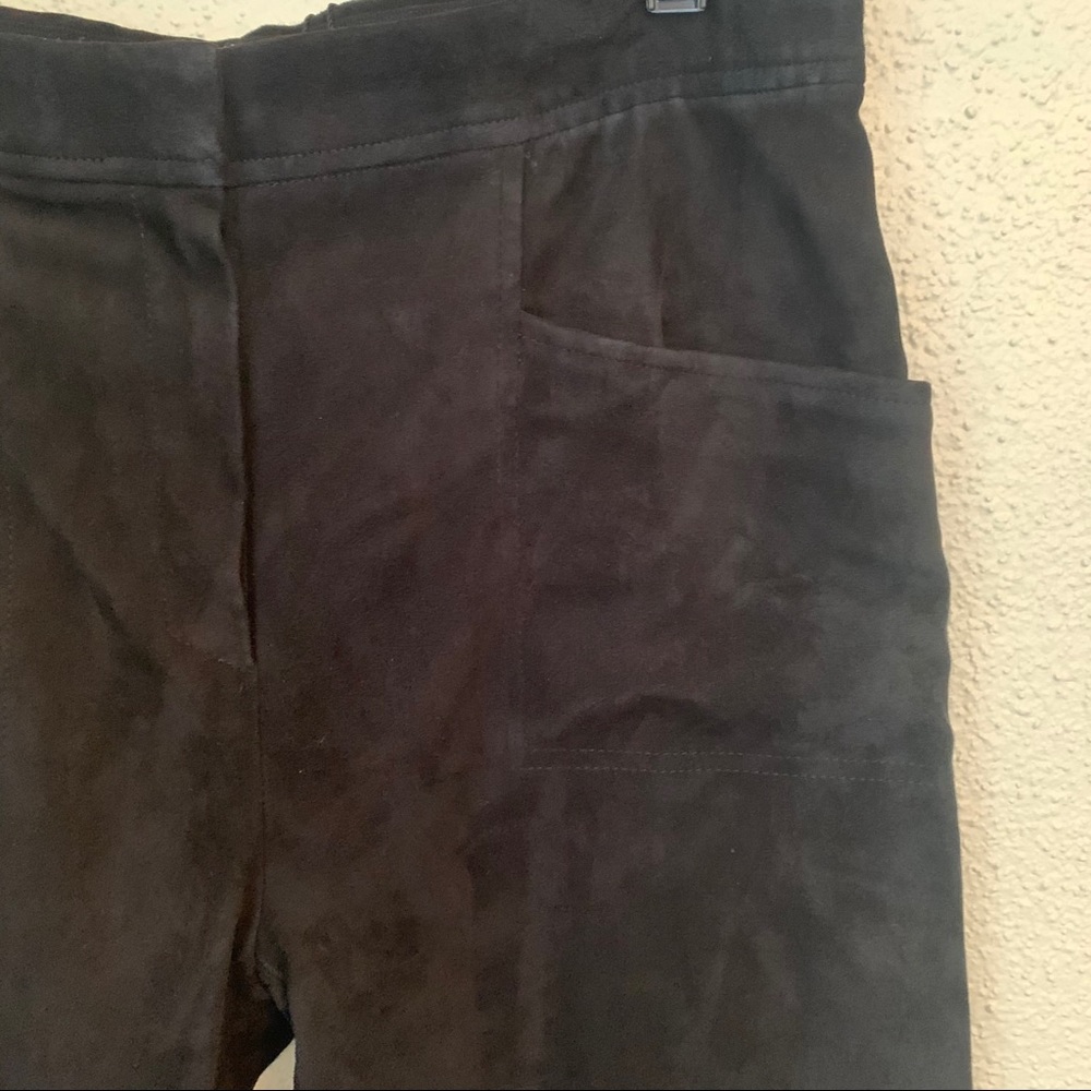 NWT ELIE TAHARI Robina Black Suede Leather Cropped Pants | $995 Retail | Size 10 - Picture 4 of 7
